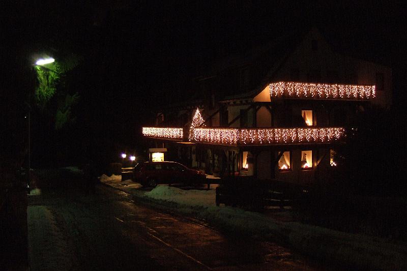 2009-12- (63).JPG - Unsere Pension bei Nacht: Haus Ingeburg